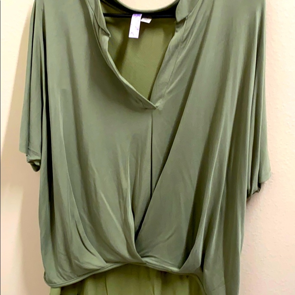 francesca’s blouse